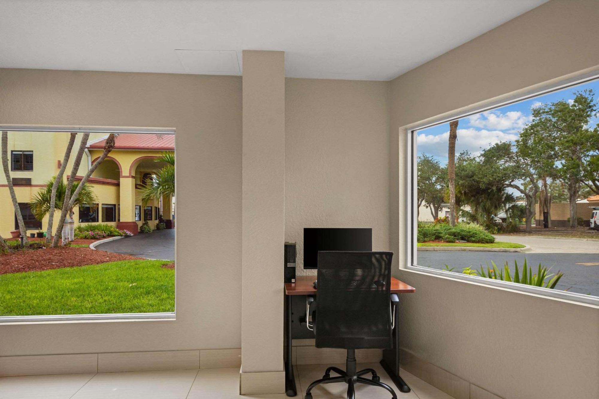 Quality Inn Sarasota I-75 Vamo Eksteriør billede